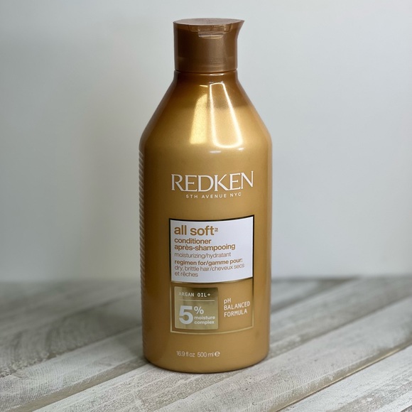 Redken All Soft Conditioner NEW - Picture 1 of 2
